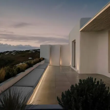 Aqua Pearl Mykonos Villa Tourlos