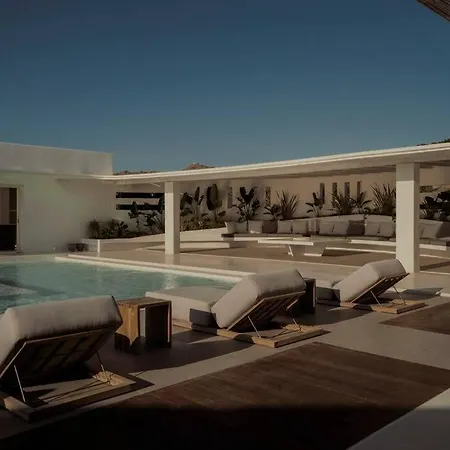 Aqua Pearl Mykonos Vila