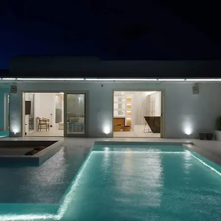 Aqua Pearl Mykonos * トゥルロス